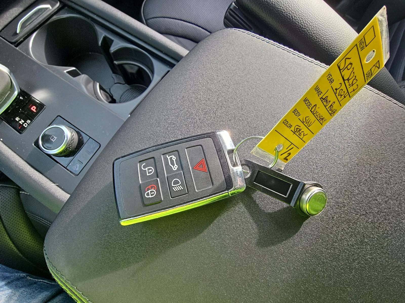 2024 Land Rover Discovery S AWD