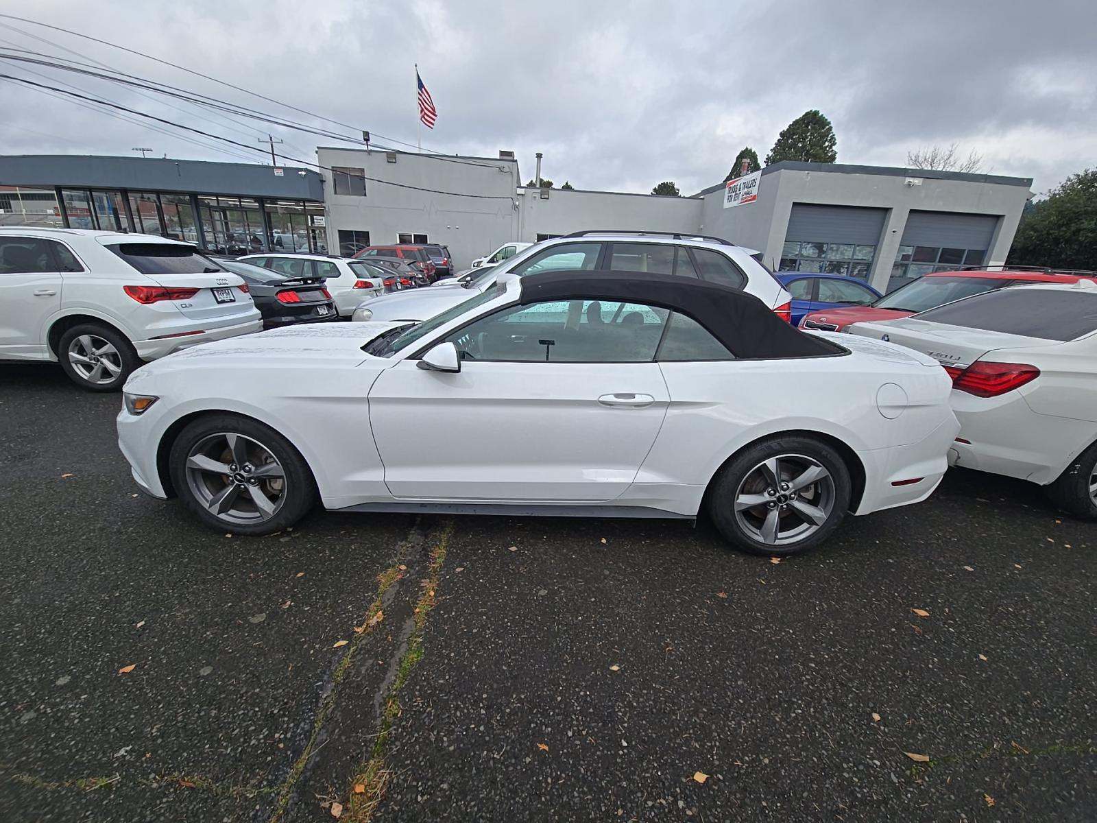 2015 Ford Mustang V6 RWD