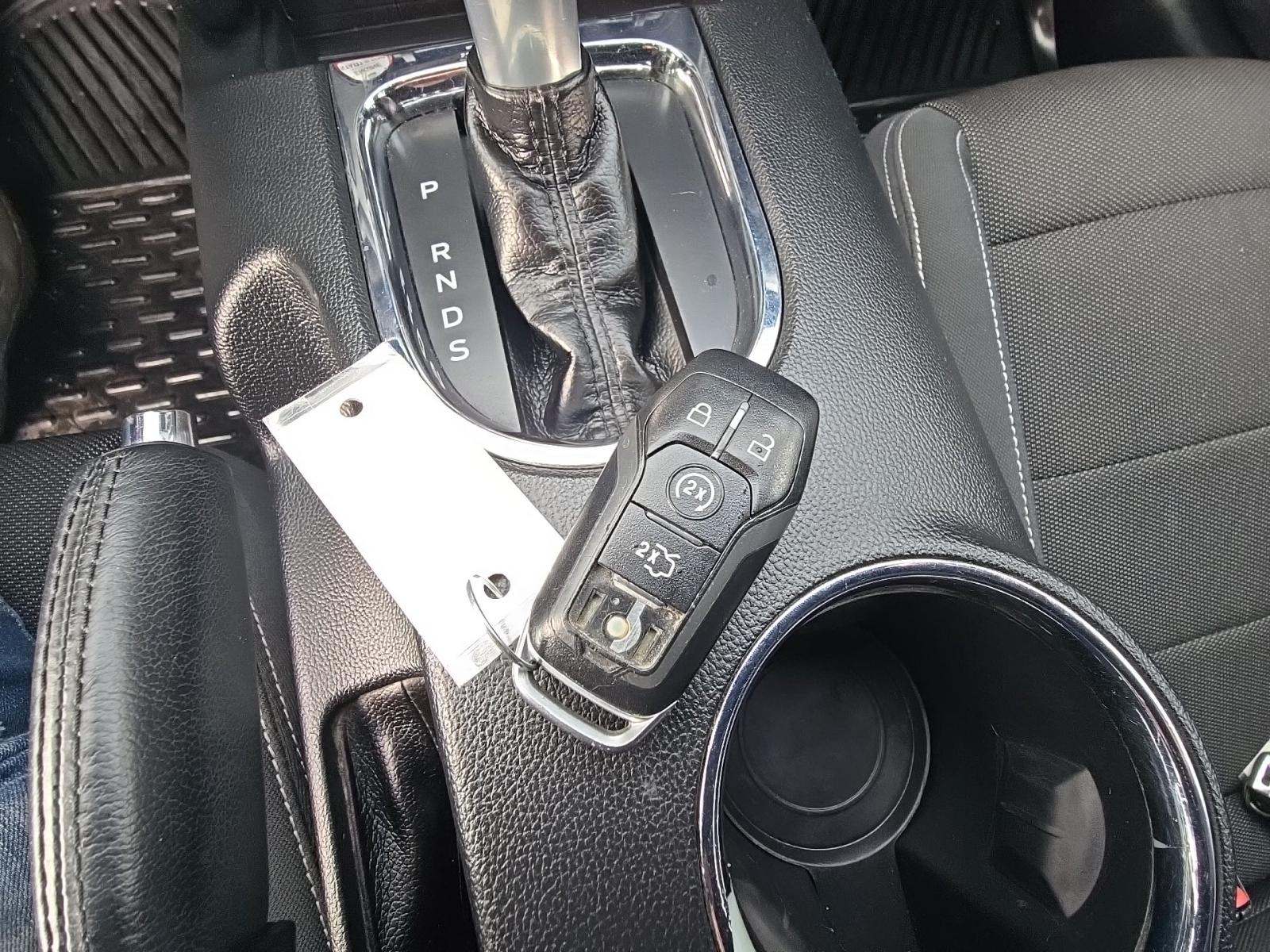 2015 Ford Mustang V6 RWD