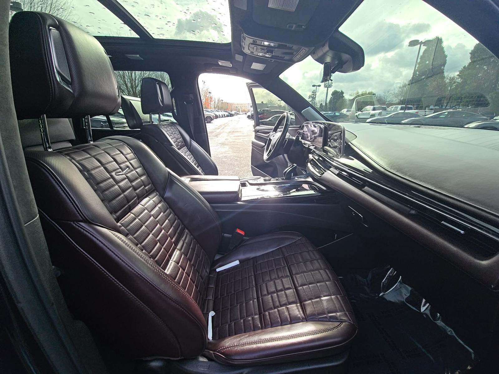 2023 Cadillac Escalade V-Series AWD