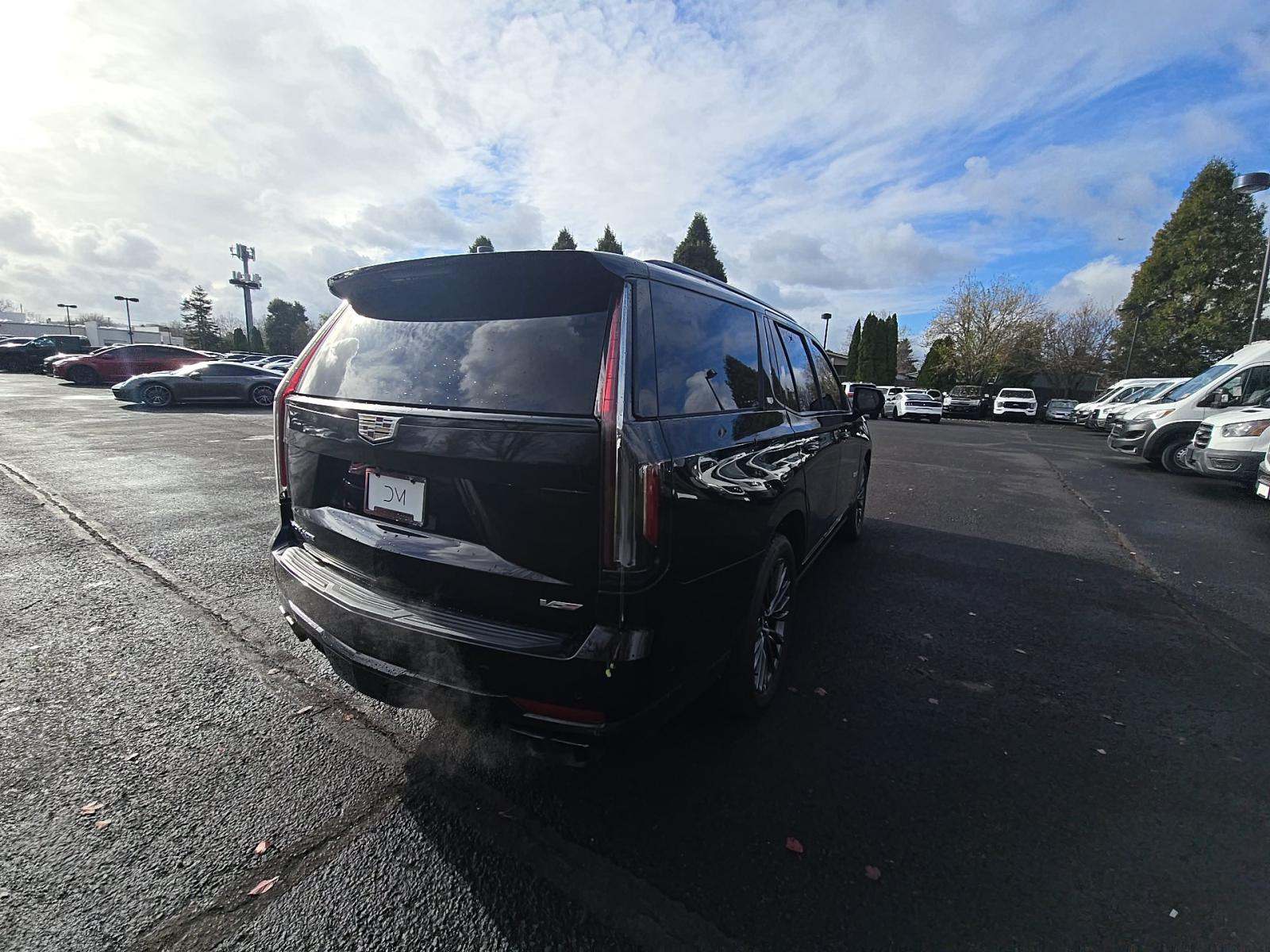 2023 Cadillac Escalade V-Series AWD