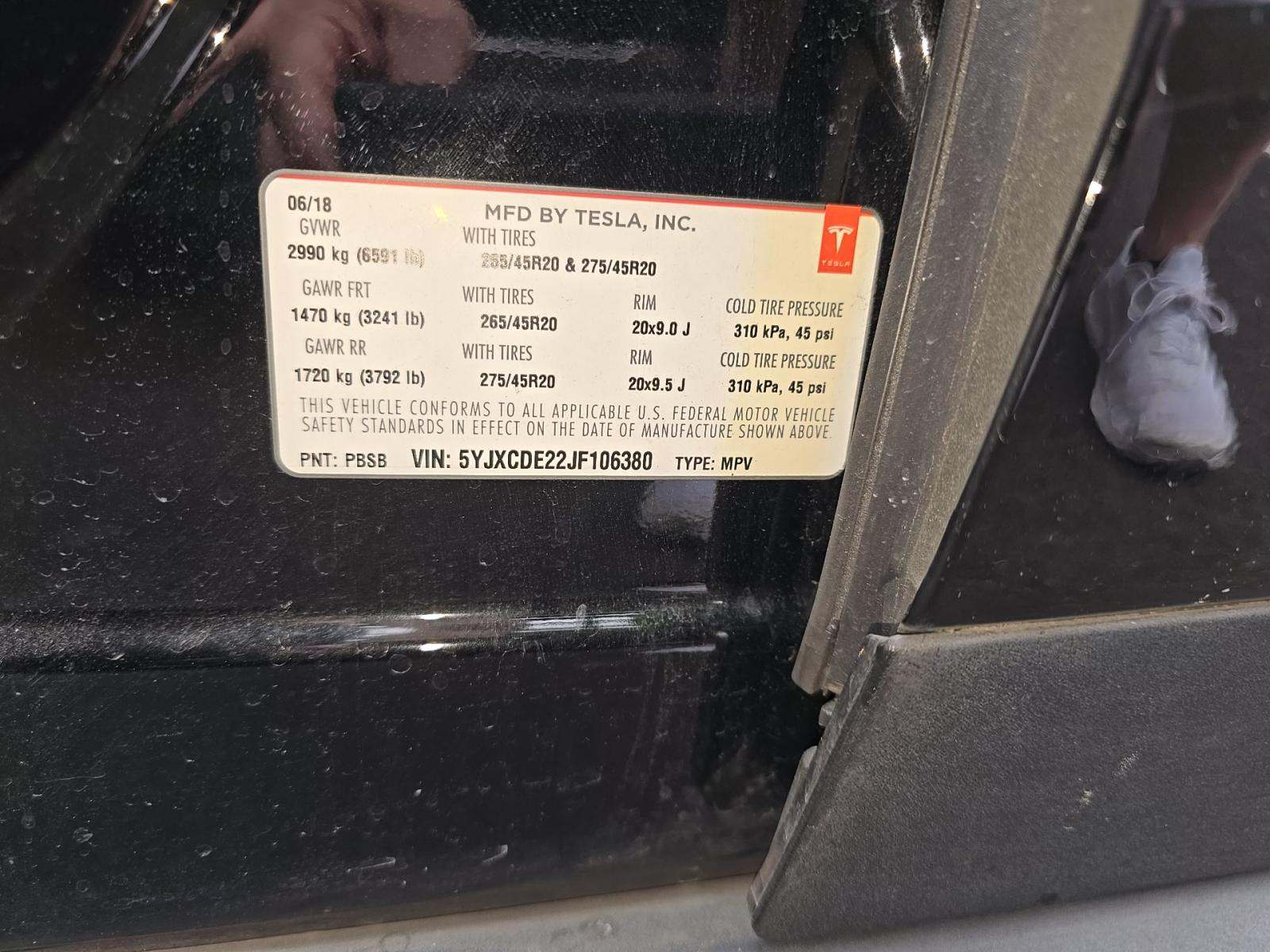 TESLA MODEL X - 5