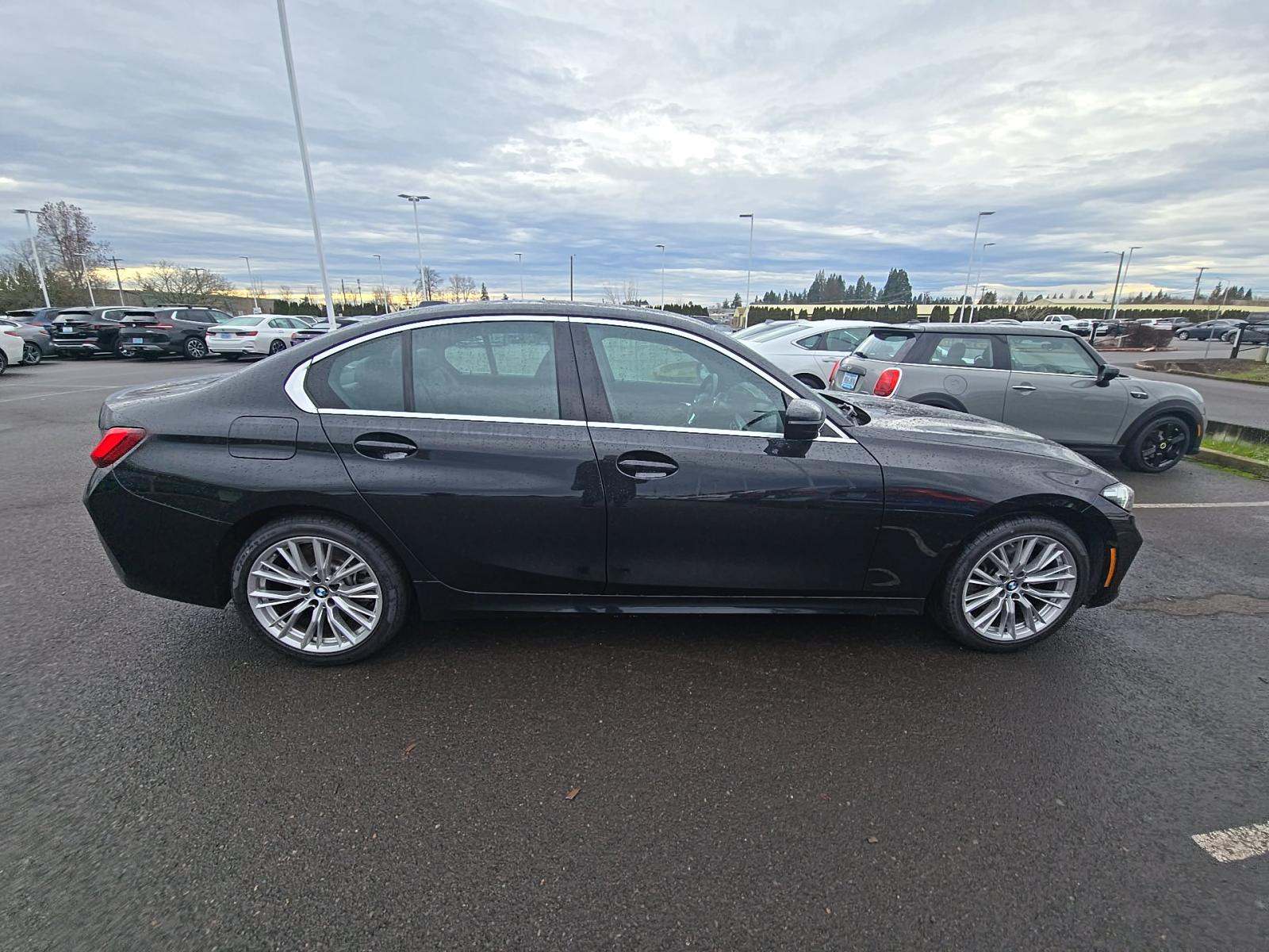 2024 BMW 3 Series 330i xDrive AWD