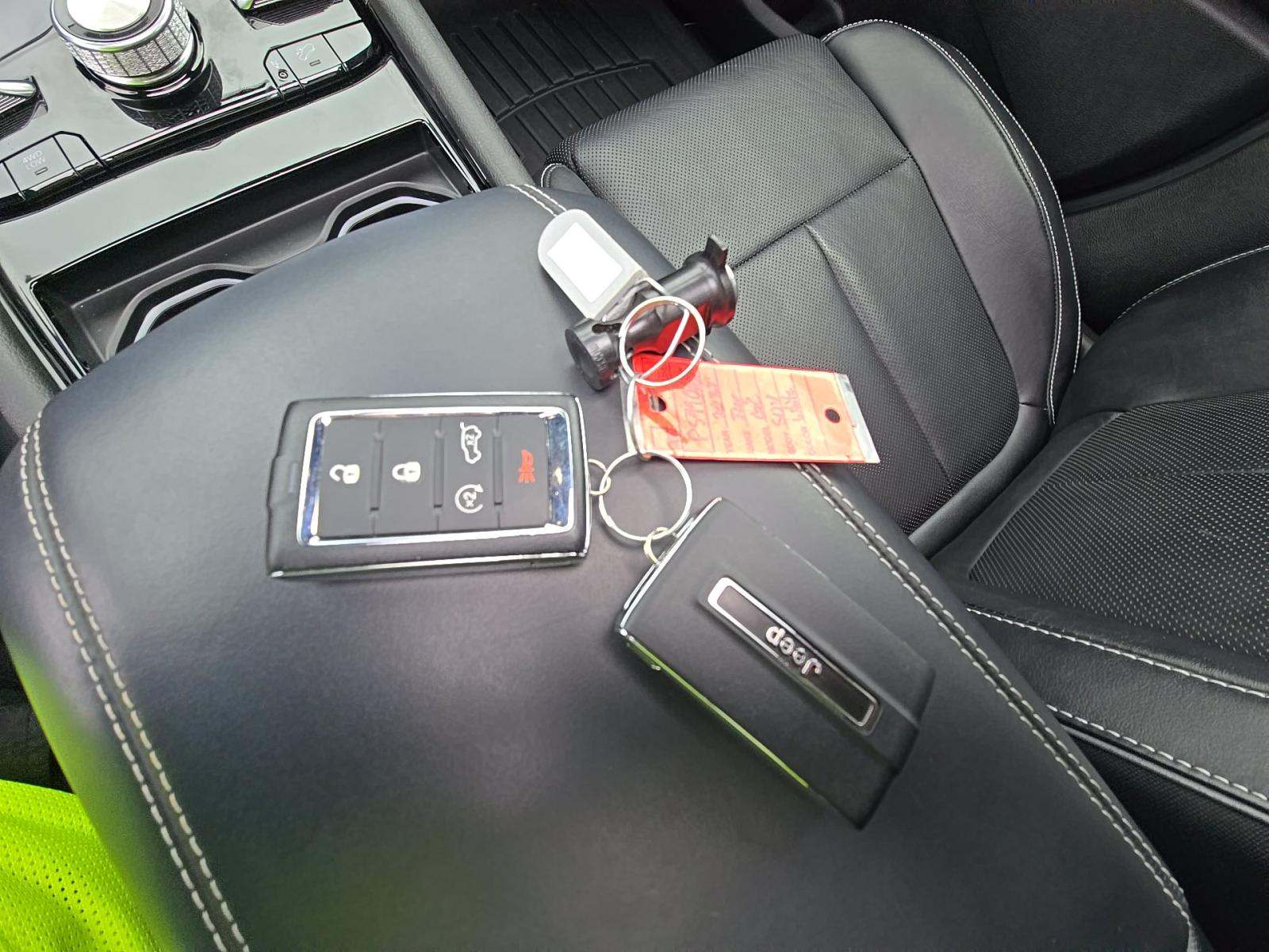 JEEP GRAND CHEROKEE - 8