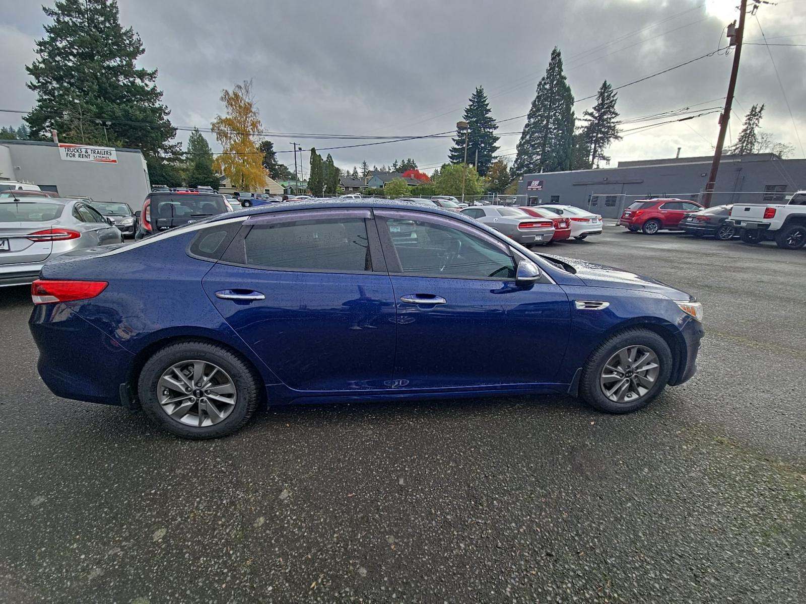 2018 Kia Optima LX FWD