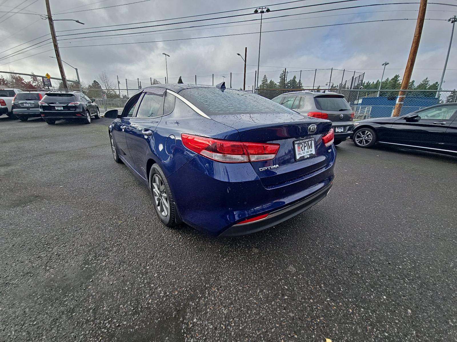 2018 Kia Optima LX FWD
