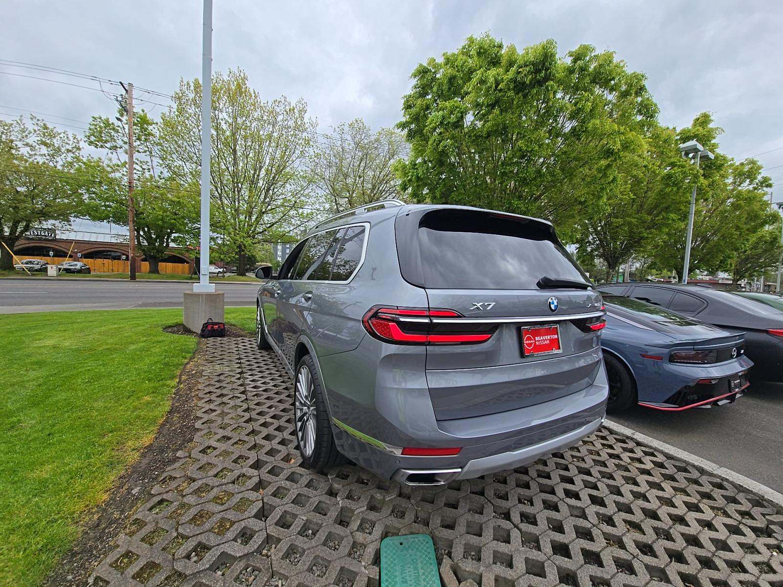 2023 BMW X7 xDrive40i AWD