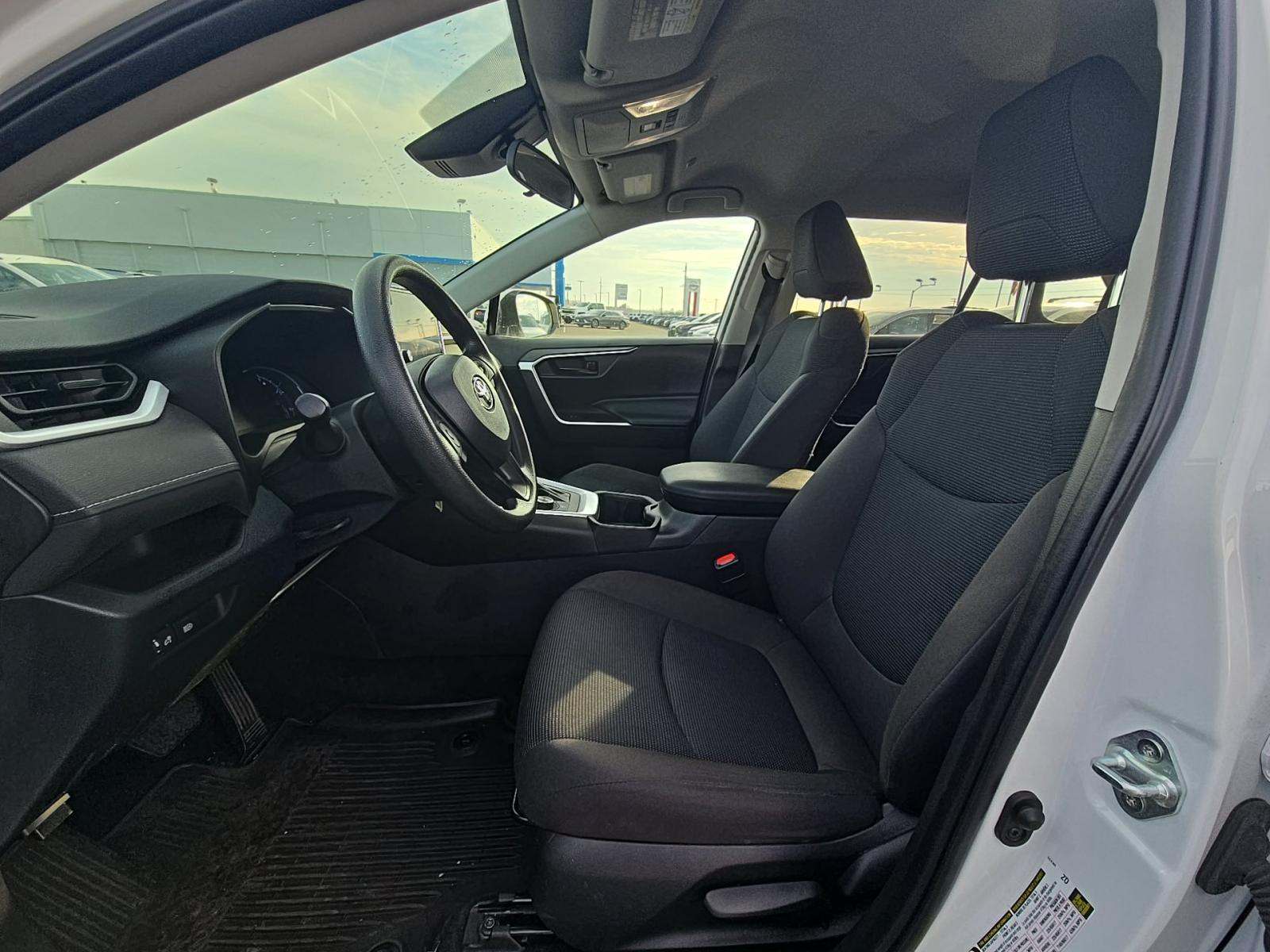 2023 Toyota RAV4 Hybrid LE AWD