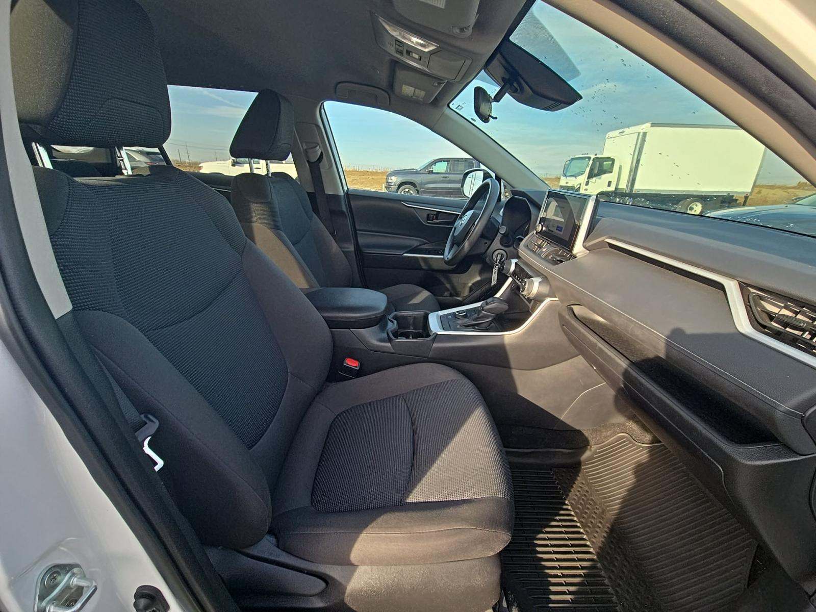 2023 Toyota RAV4 Hybrid LE AWD