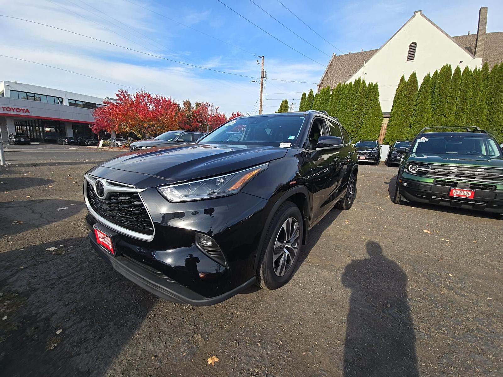 2022 Toyota Highlander XLE AWD