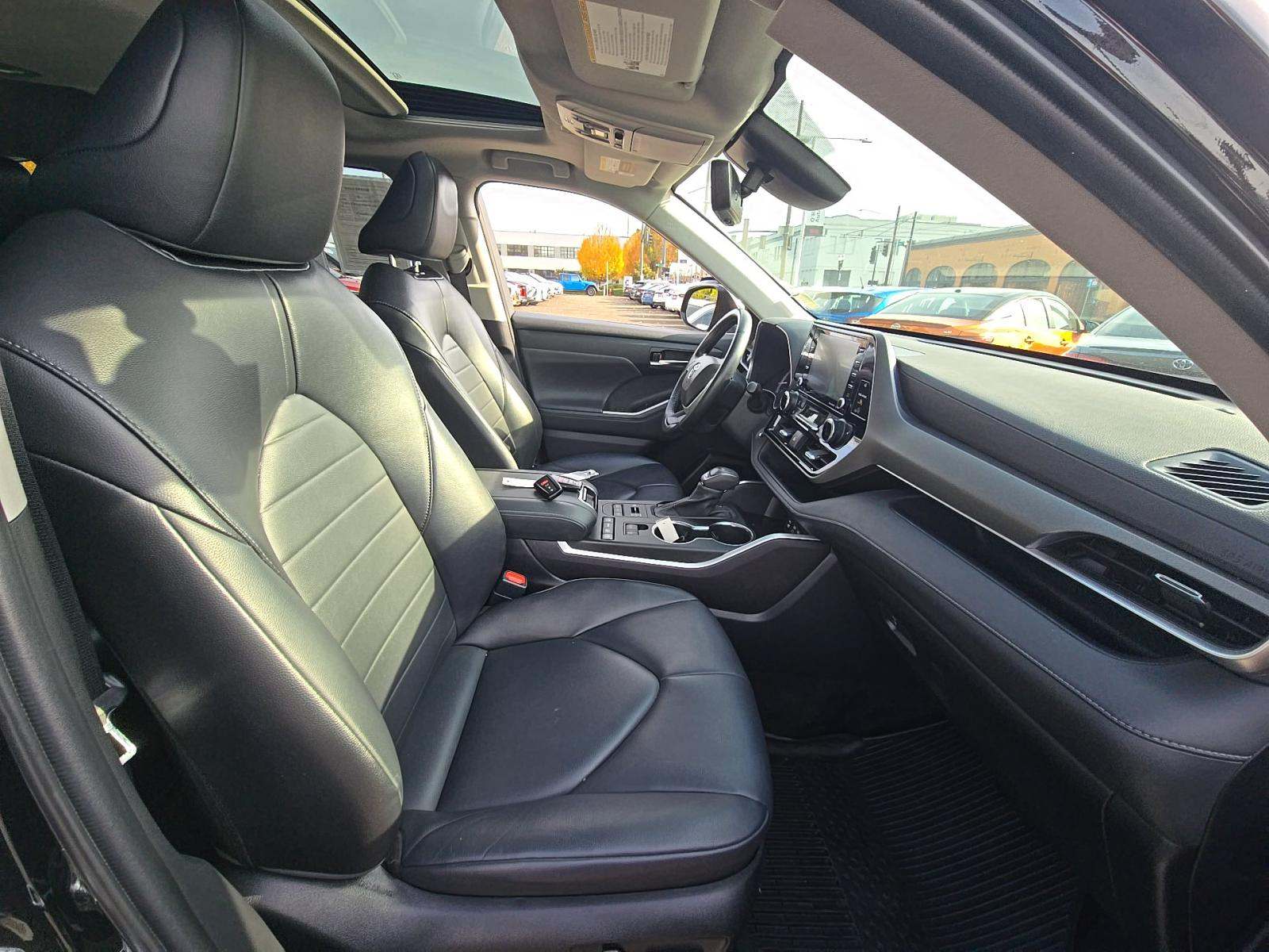 2022 Toyota Highlander XLE AWD