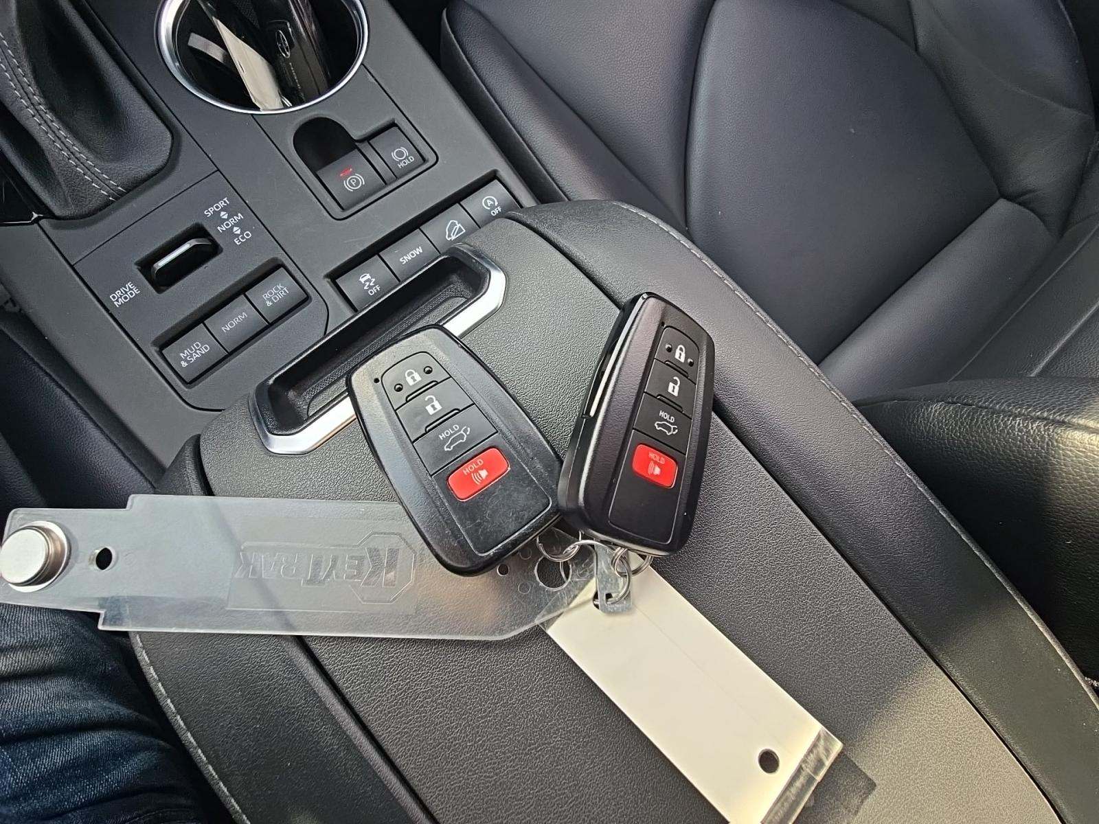 2022 Toyota Highlander XLE AWD