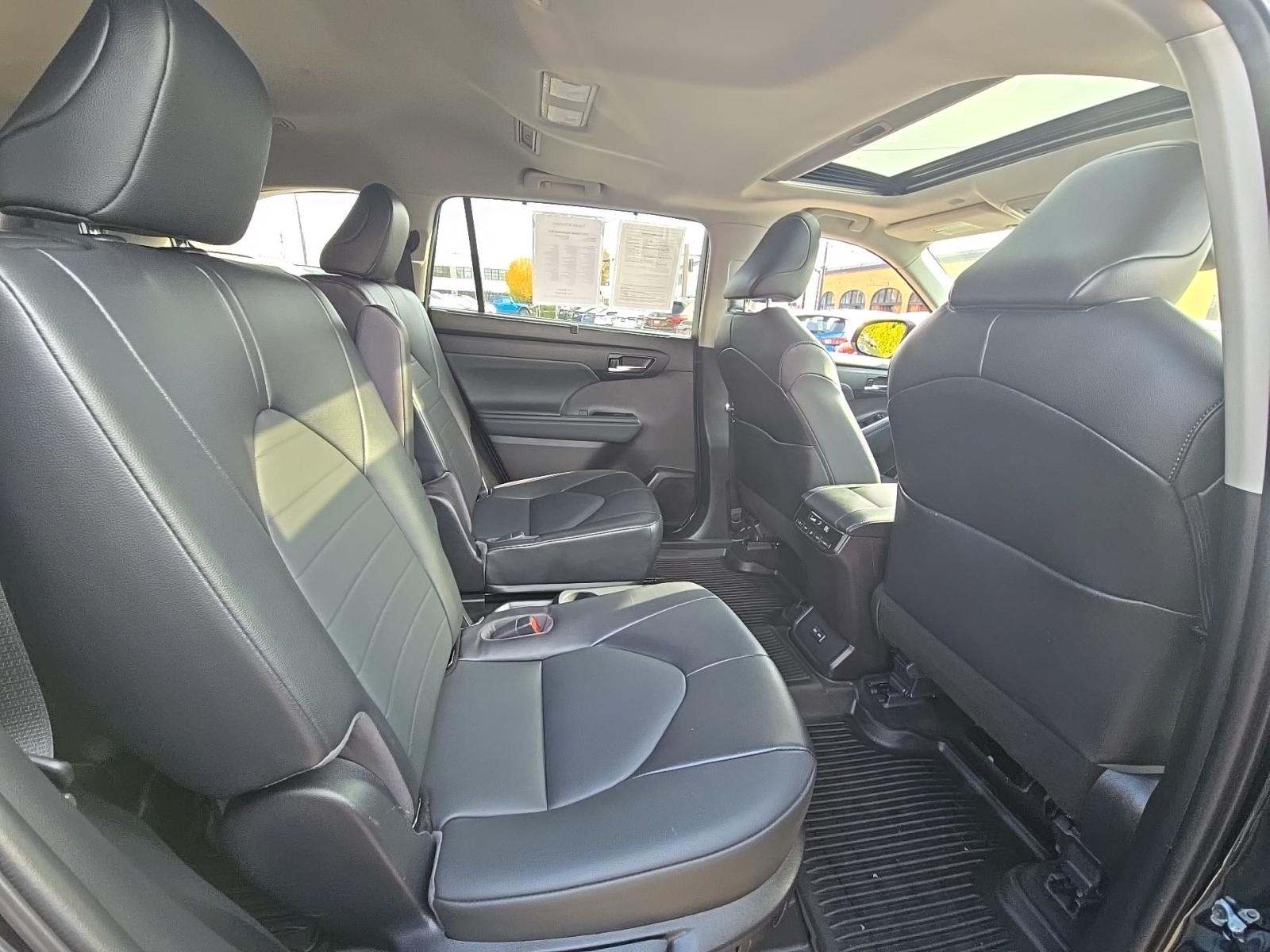 2022 Toyota Highlander XLE AWD