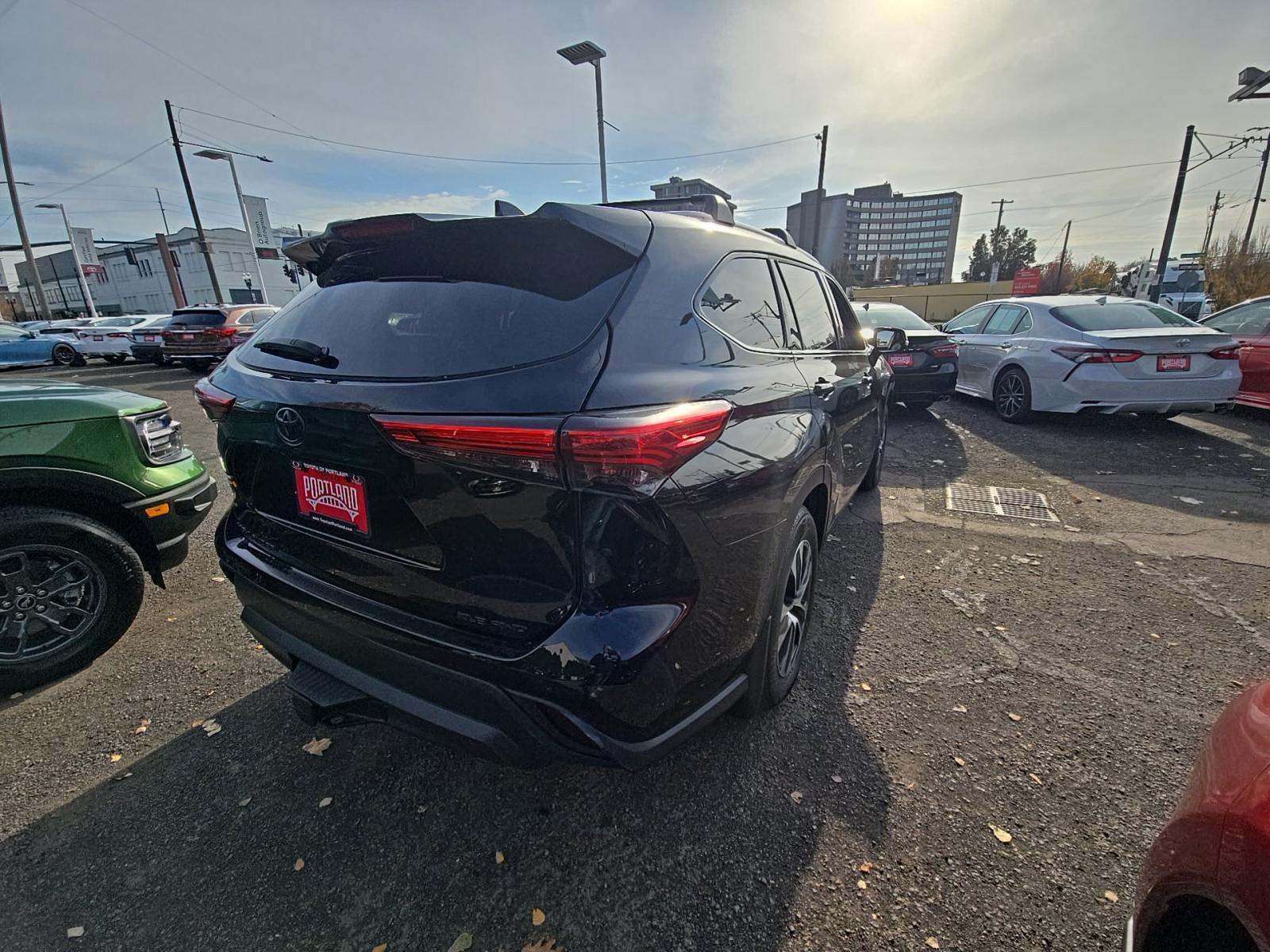 2022 Toyota Highlander XLE AWD