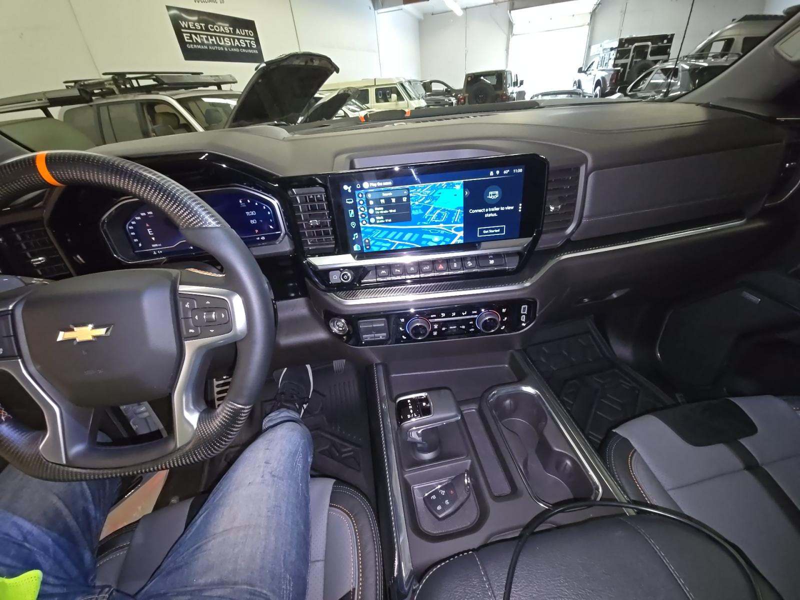 2025 Chevrolet Silverado 1500 LTZ AWD
