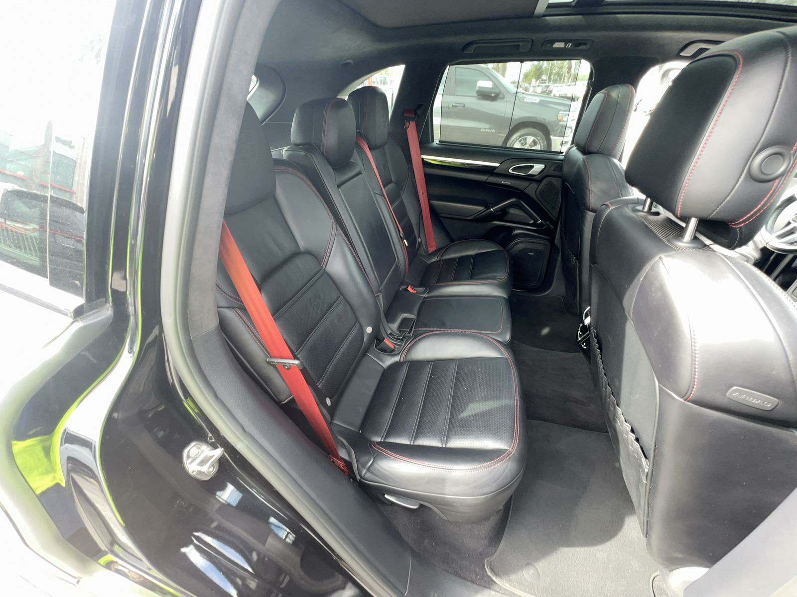 2017 Porsche Cayenne Turbo AWD