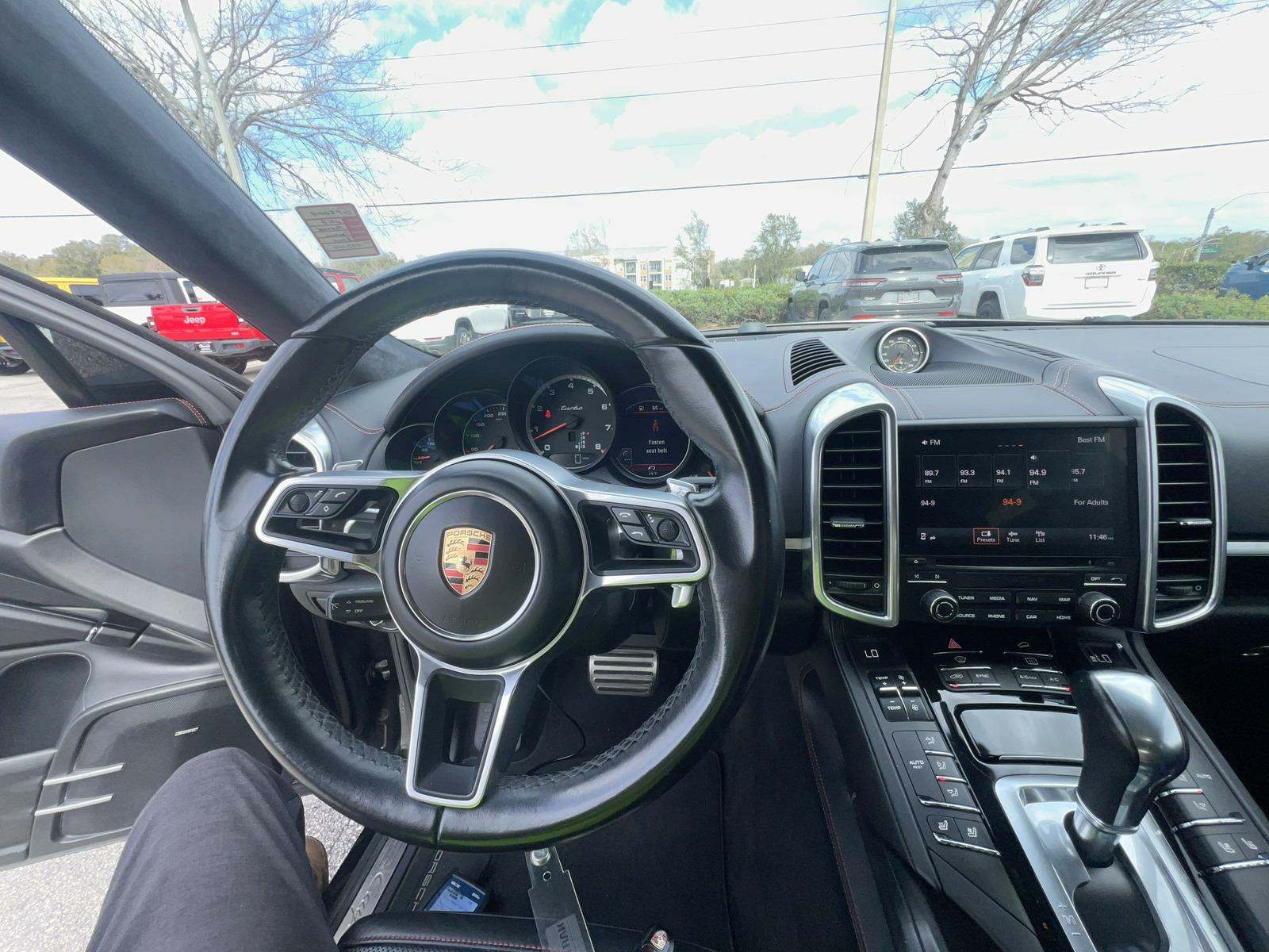 2017 Porsche Cayenne Turbo AWD