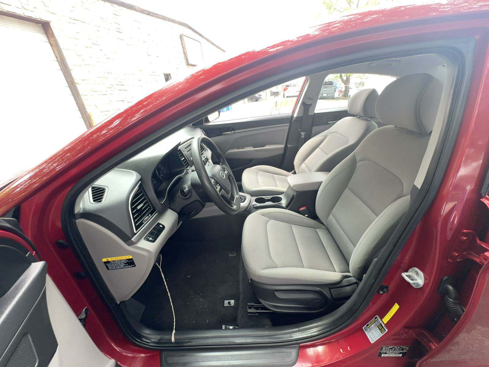 2017 Hyundai Elantra SE FWD