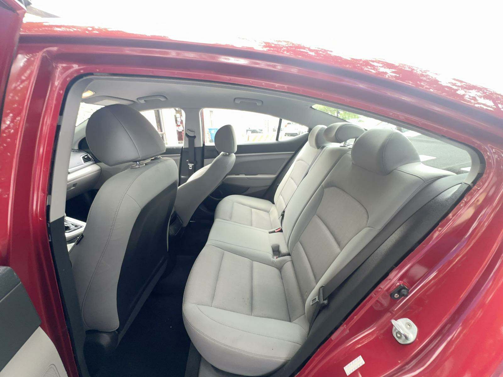 2017 Hyundai Elantra SE FWD