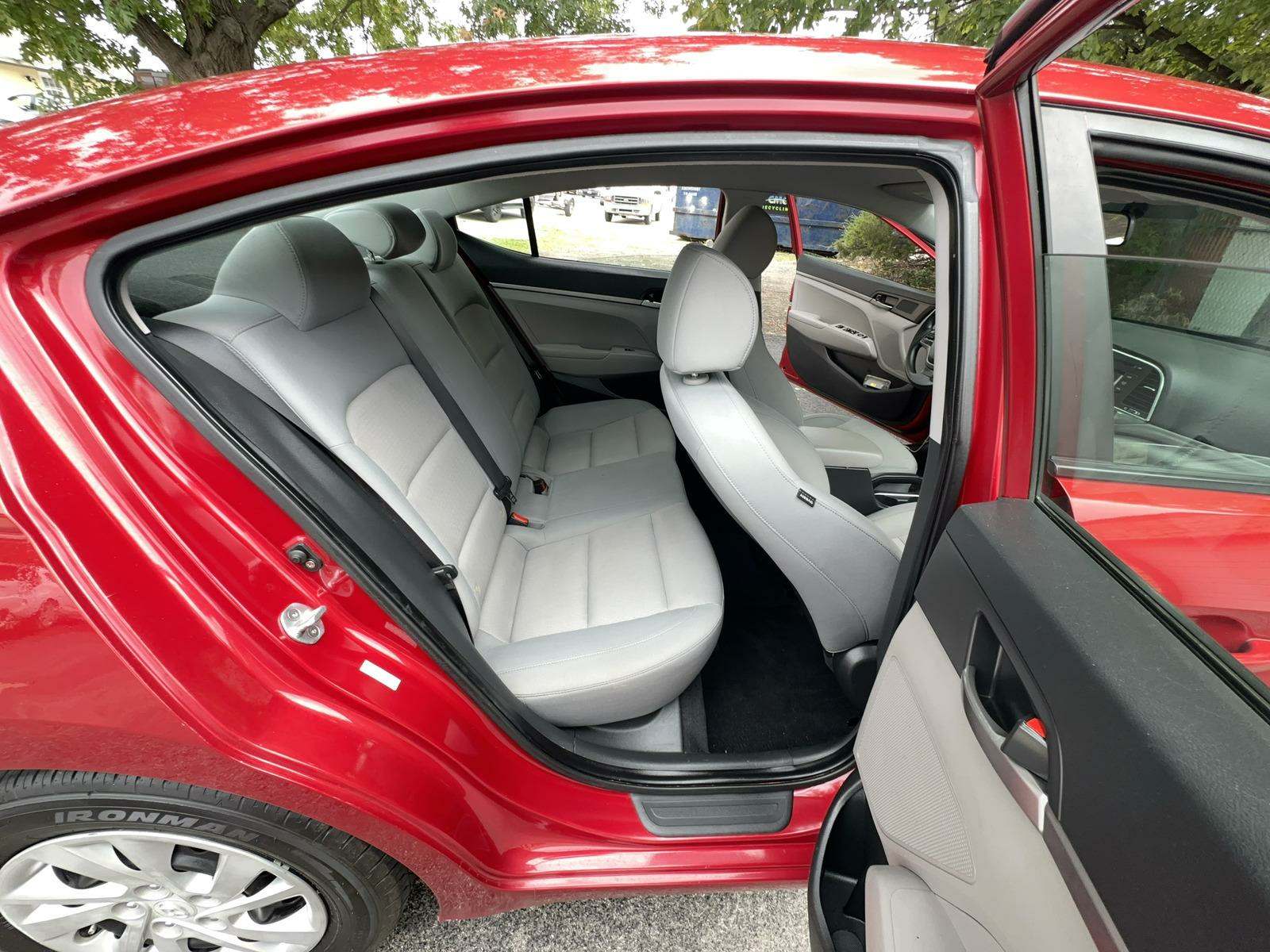 2017 Hyundai Elantra SE FWD