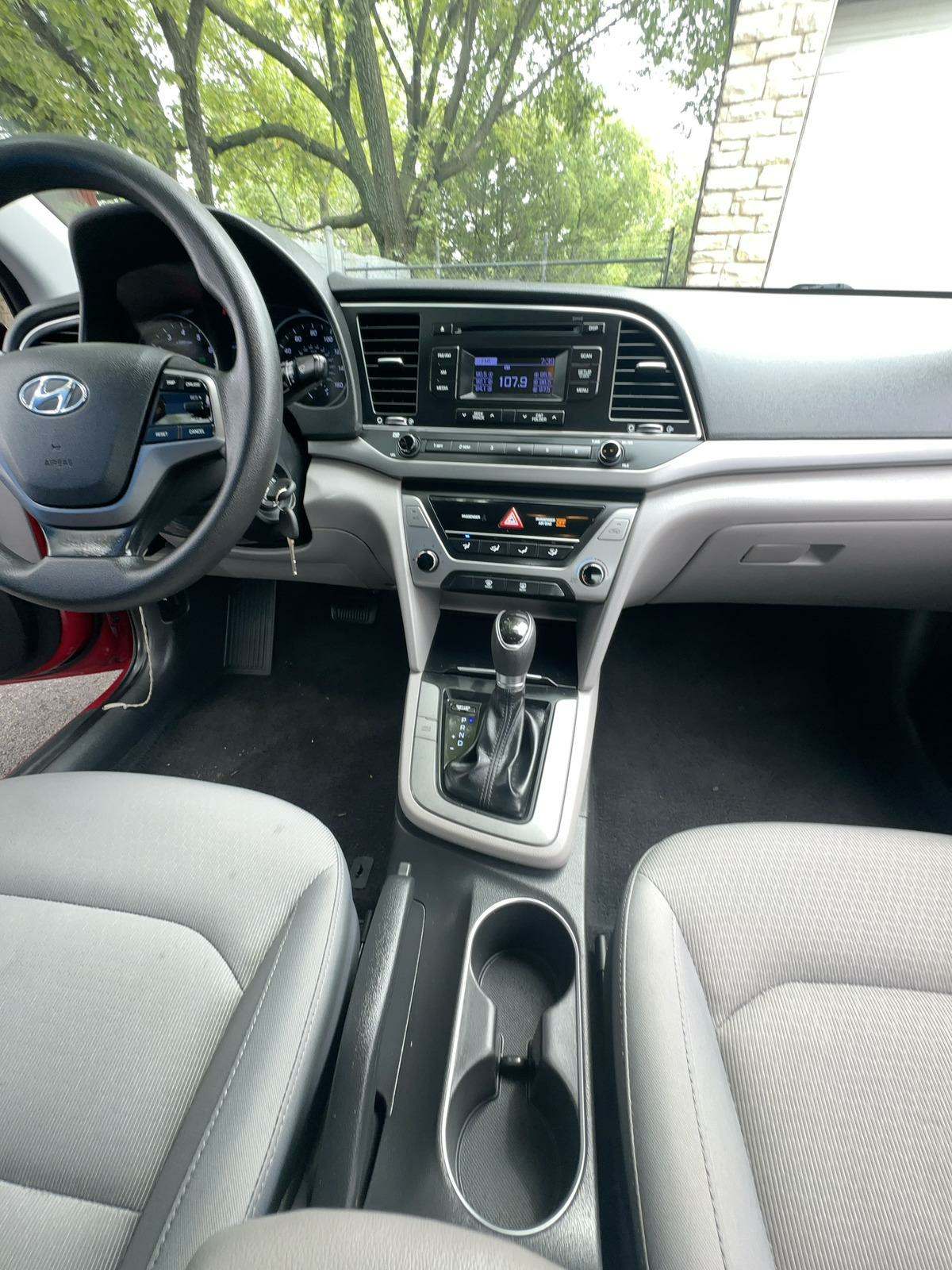 2017 Hyundai Elantra SE FWD