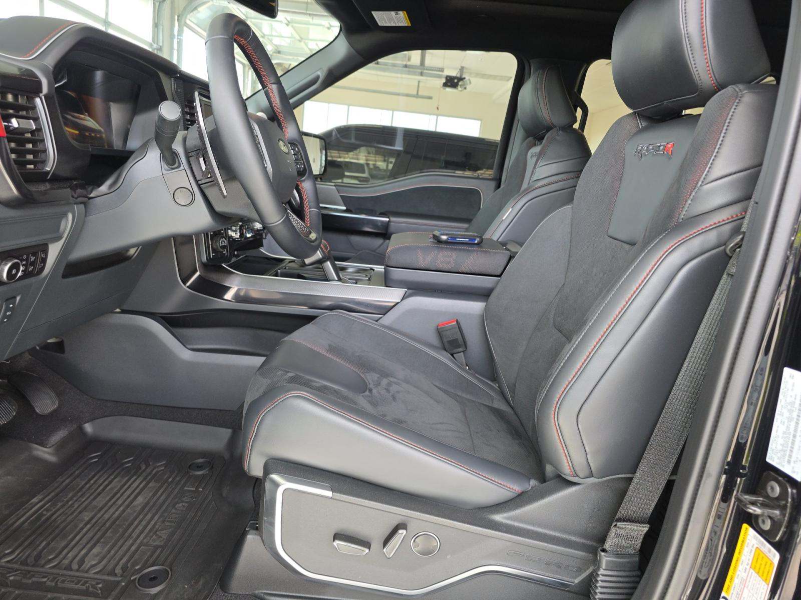 2025 Ford F-150 Raptor AWD