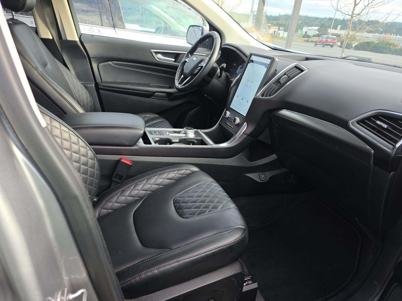 2024 Ford Edge Titanium AWD