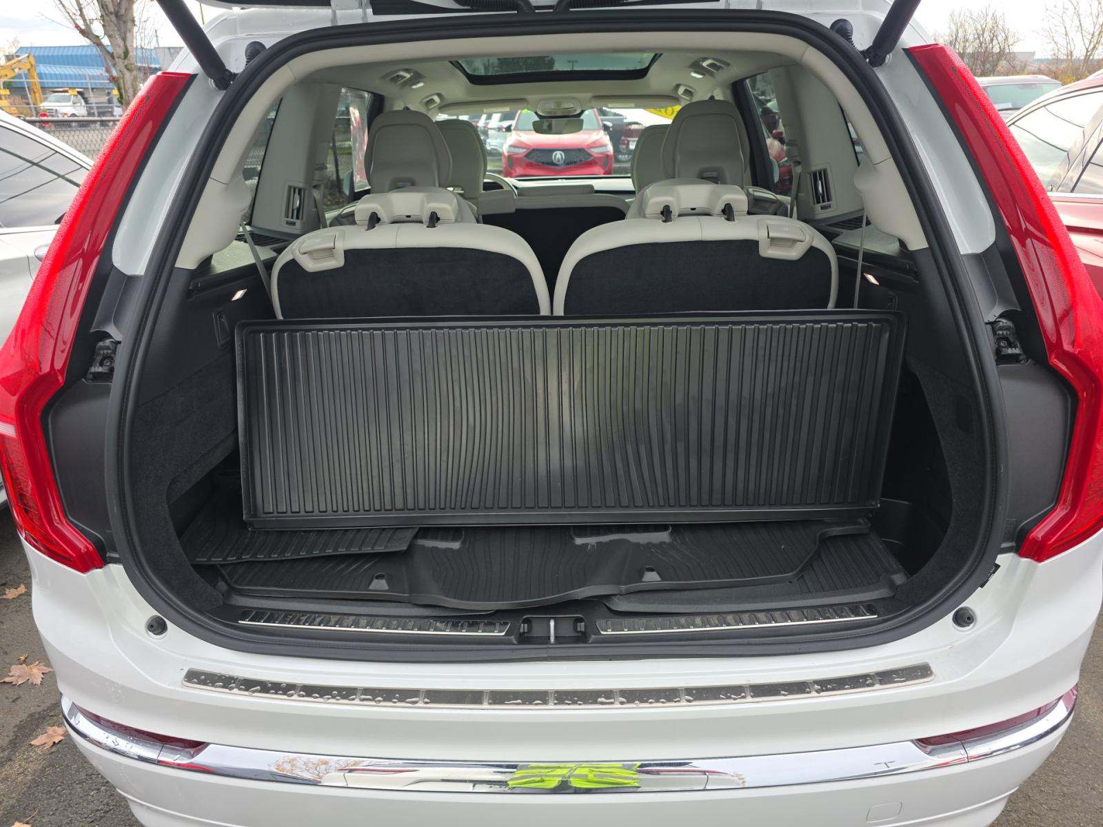 2024 Volvo XC90 B6 Plus AWD