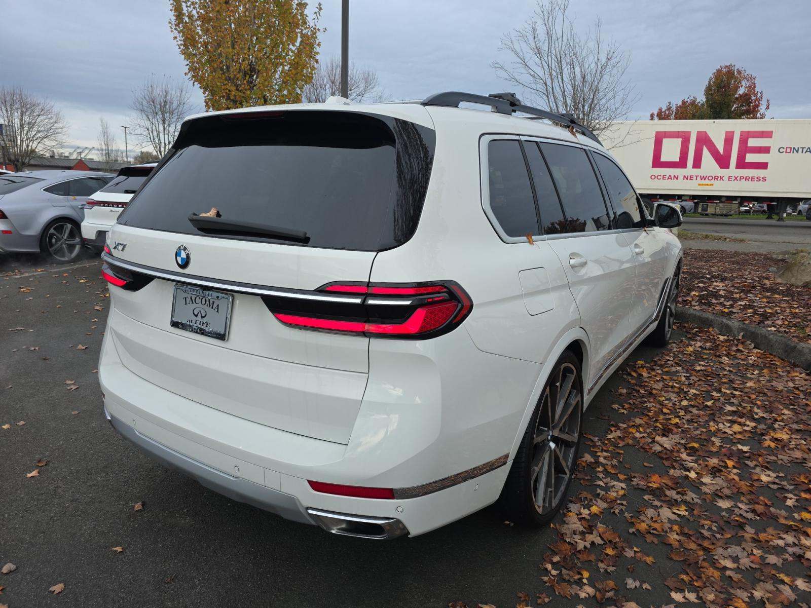 2023 BMW X7 xDrive40i AWD