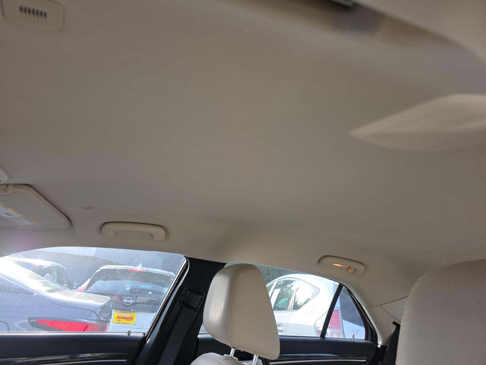 2022 Chrysler 300 Touring L AWD