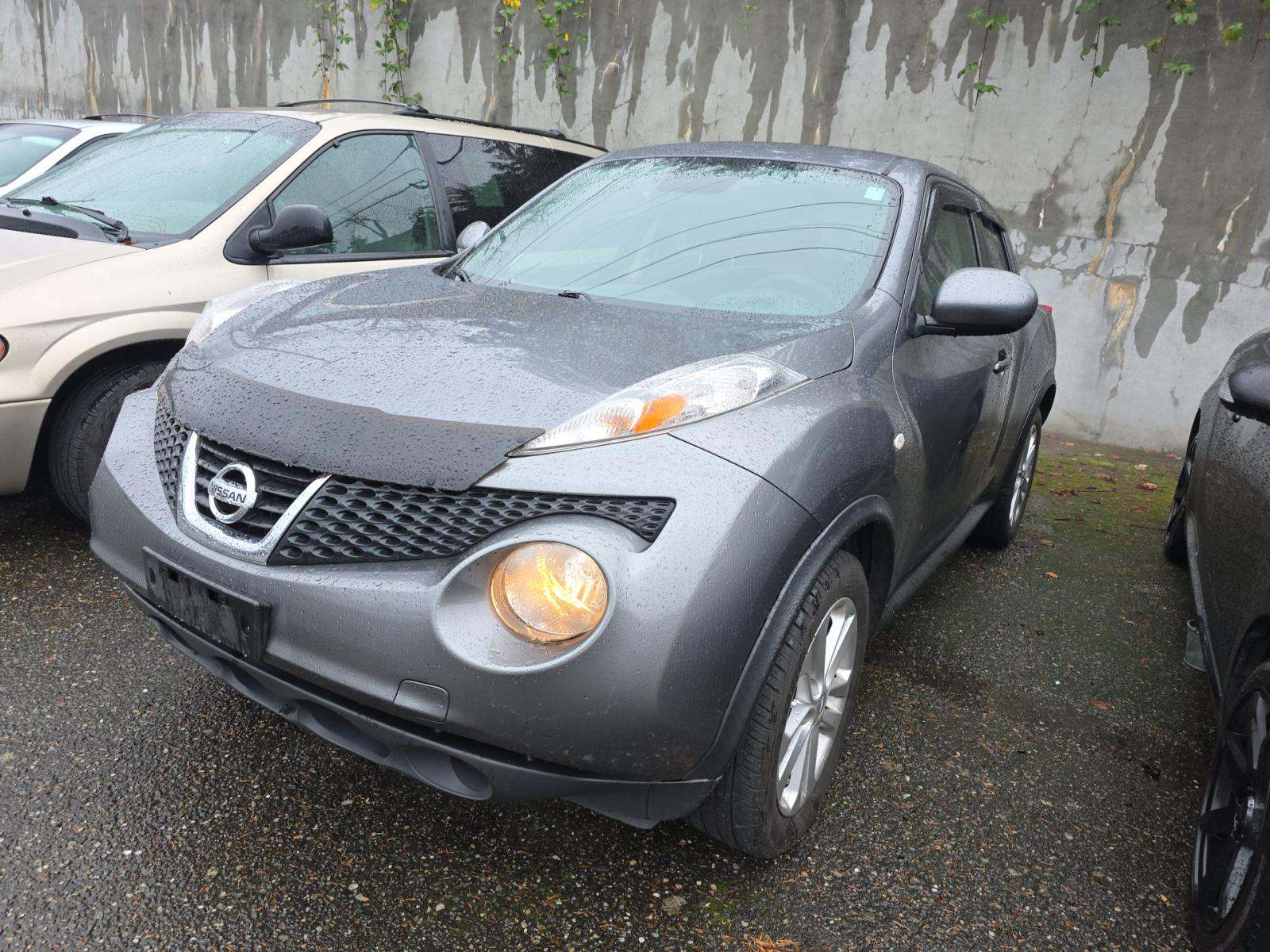 2014 Nissan JUKE SV FWD