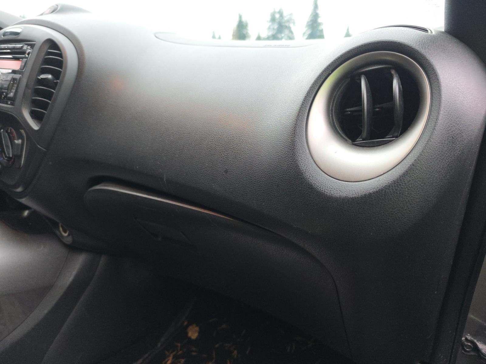 2014 Nissan JUKE SV FWD