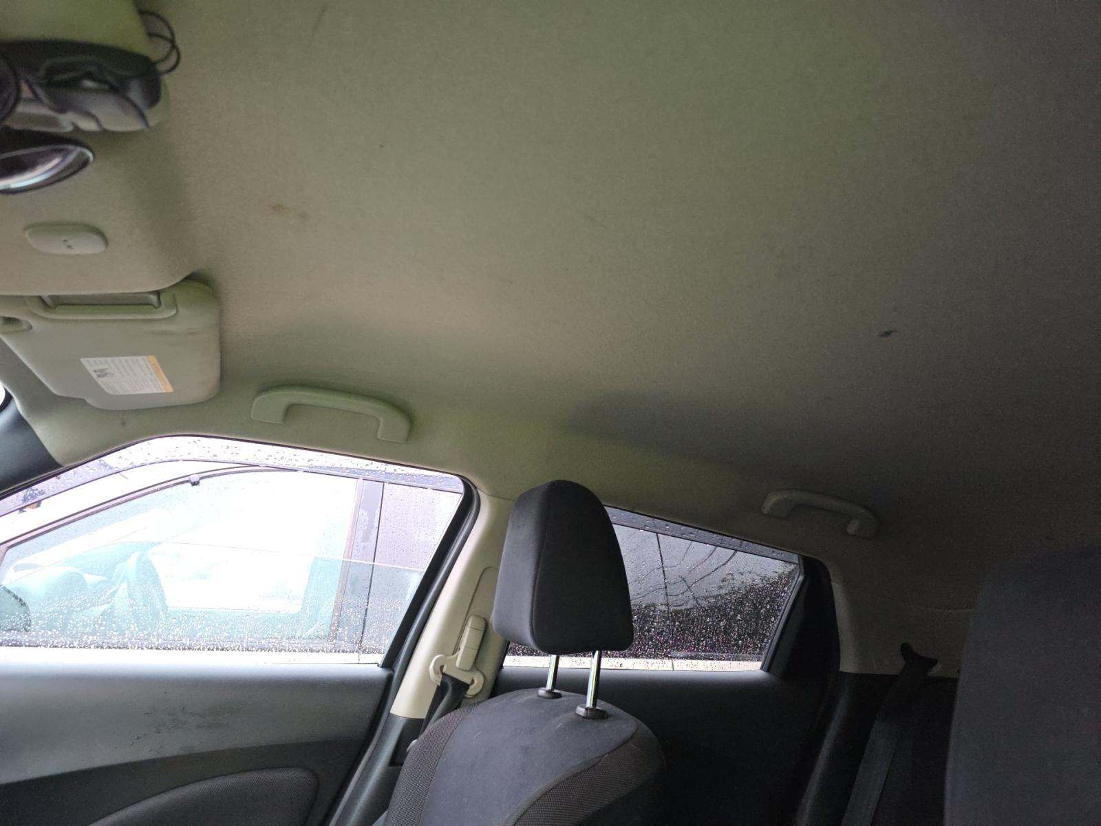 2014 Nissan JUKE SV FWD