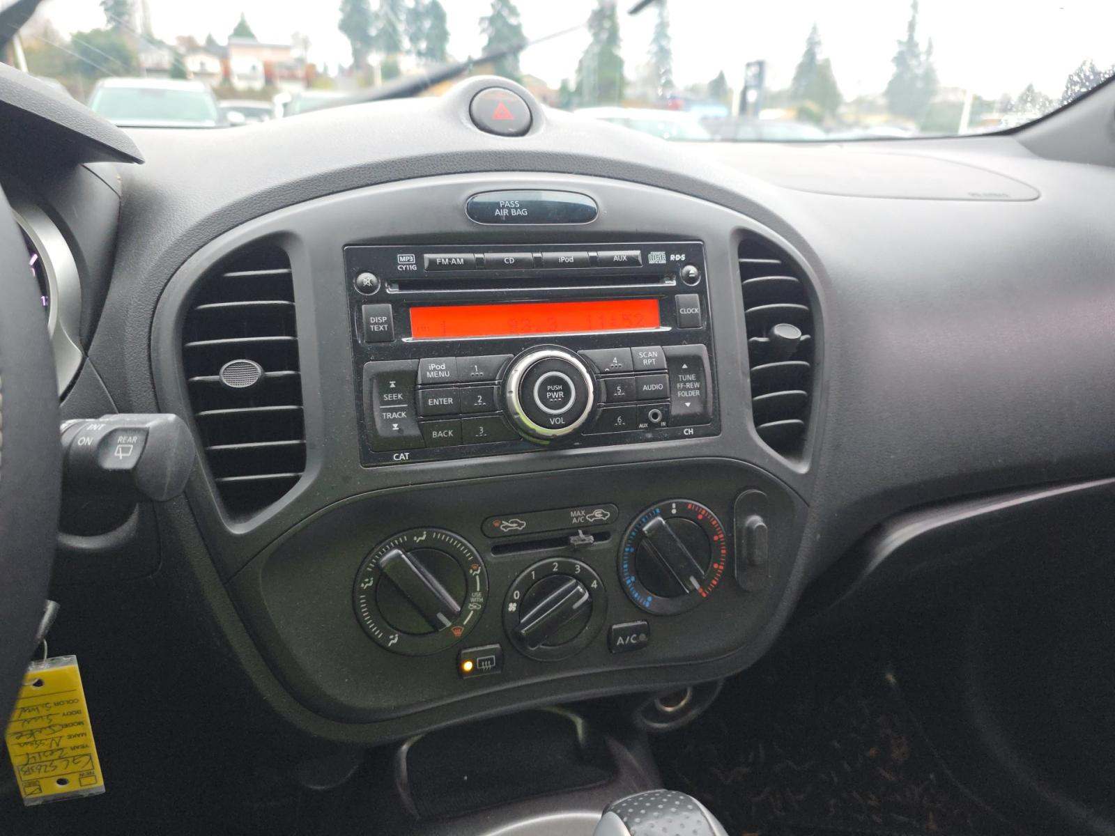 2014 Nissan JUKE SV FWD