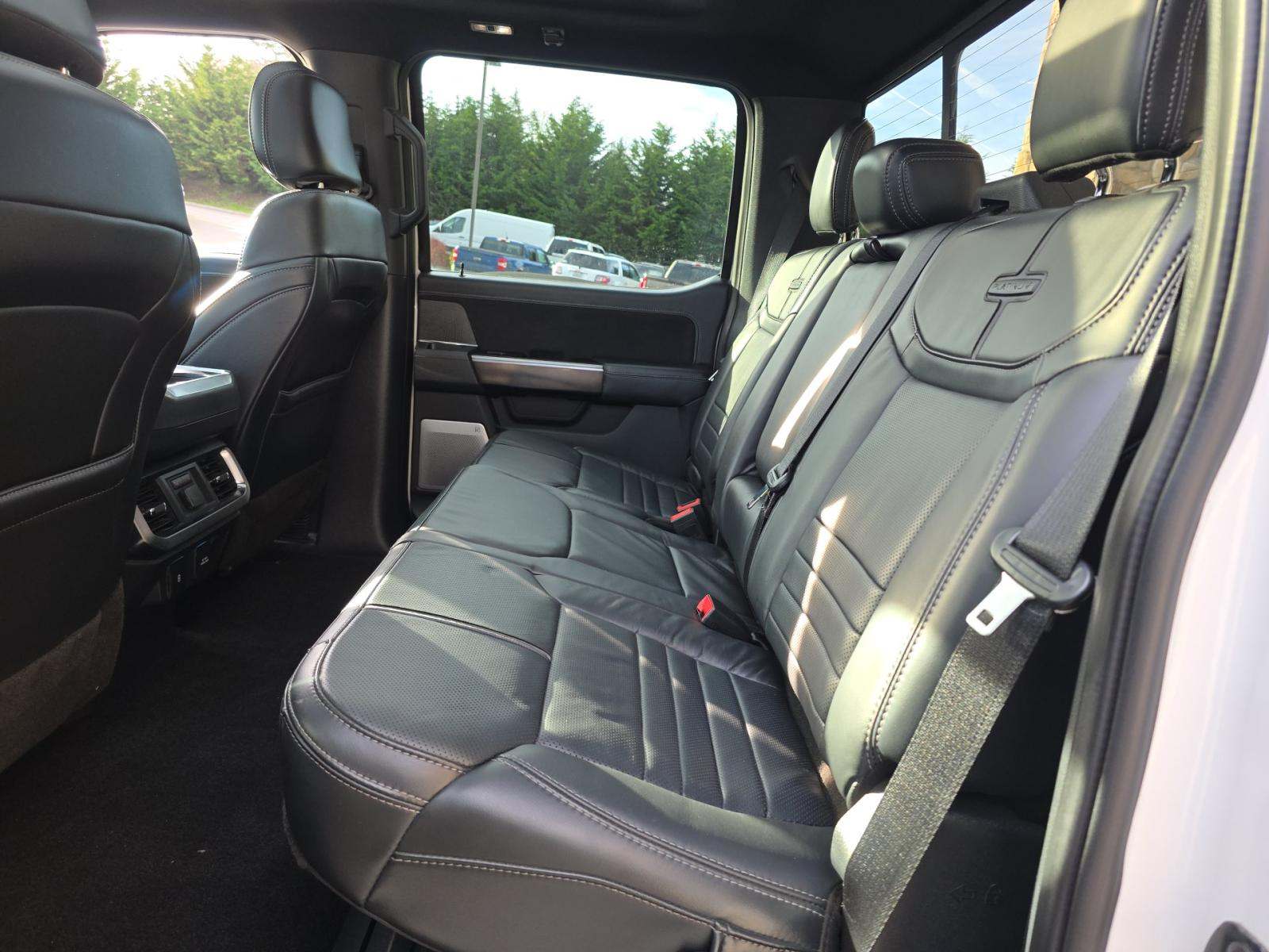 2022 Ford F-150 Platinum AWD