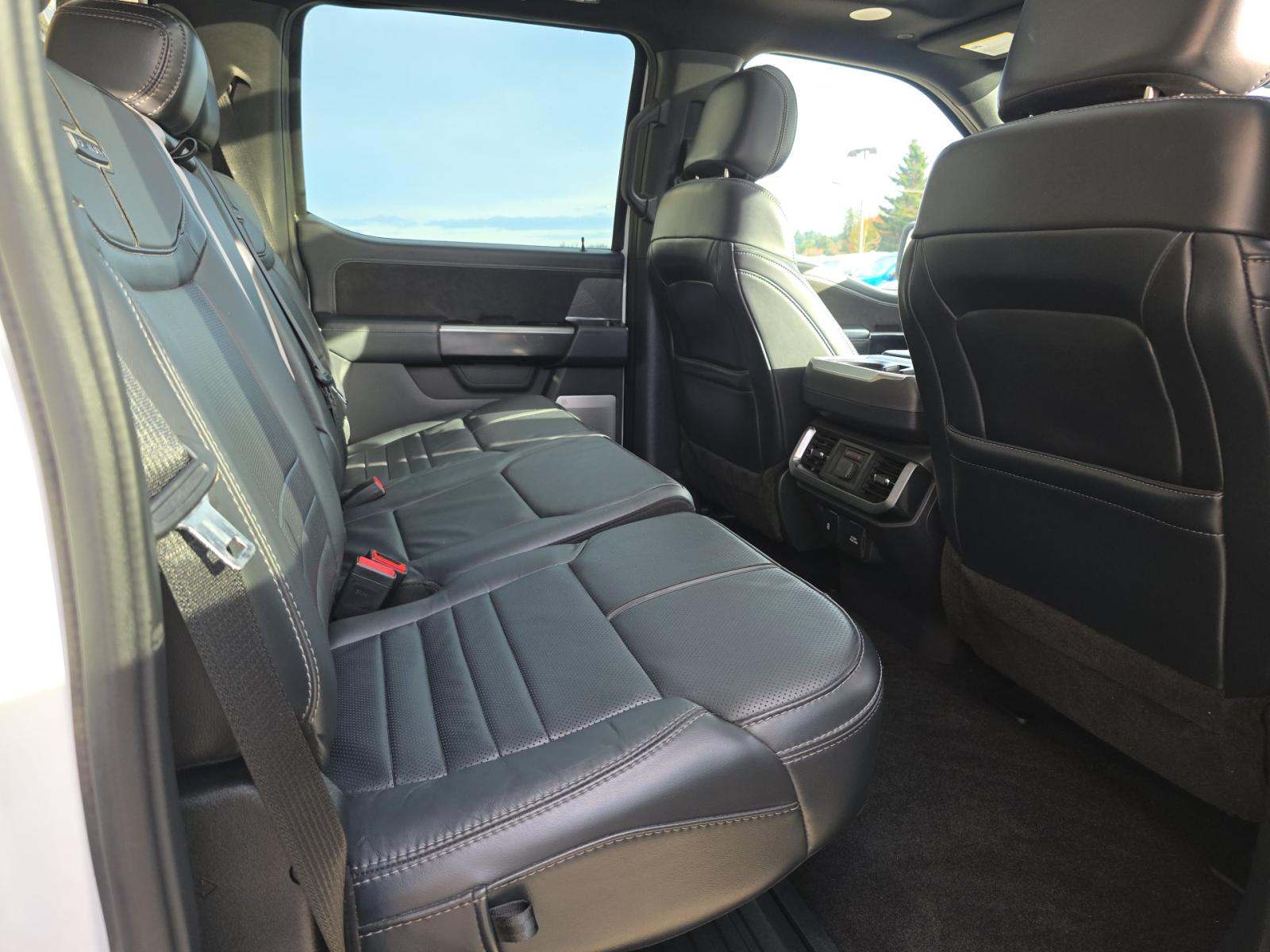 2022 Ford F-150 Platinum AWD