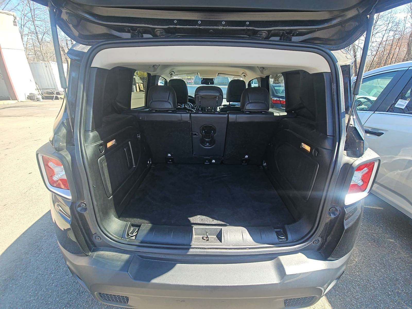 2015 Jeep Renegade Limited FWD