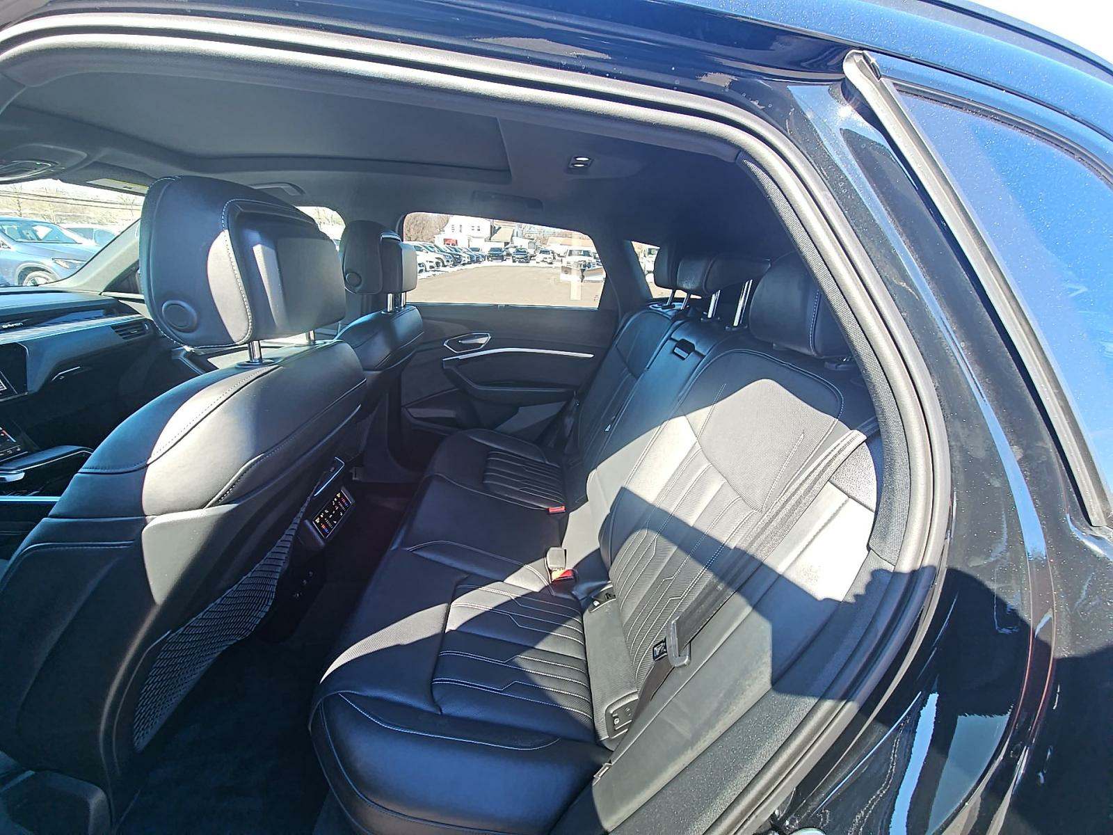 2022 Audi e-tron Chronos AWD