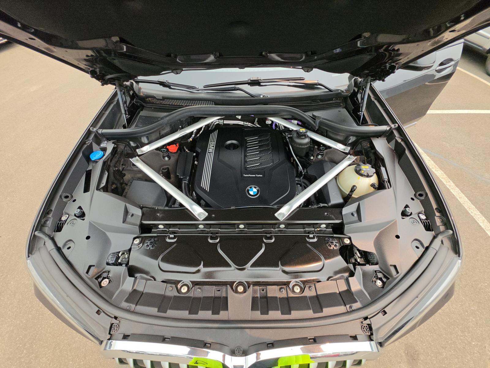 2022 BMW X7 xDrive40i AWD