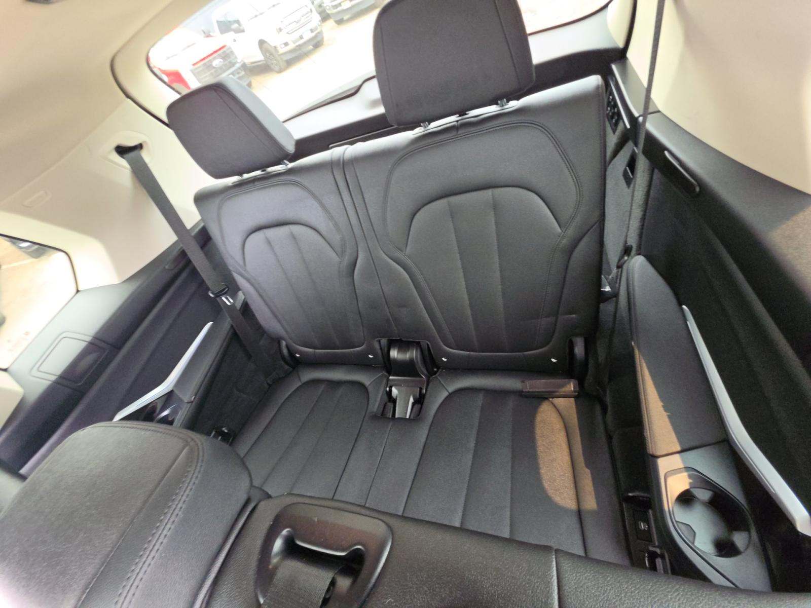 2022 BMW X7 xDrive40i AWD
