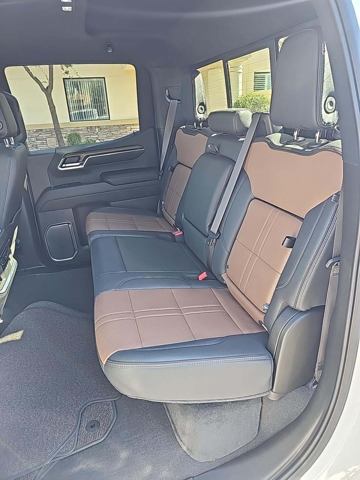 2024 Chevrolet Silverado 1500 High Country AWD