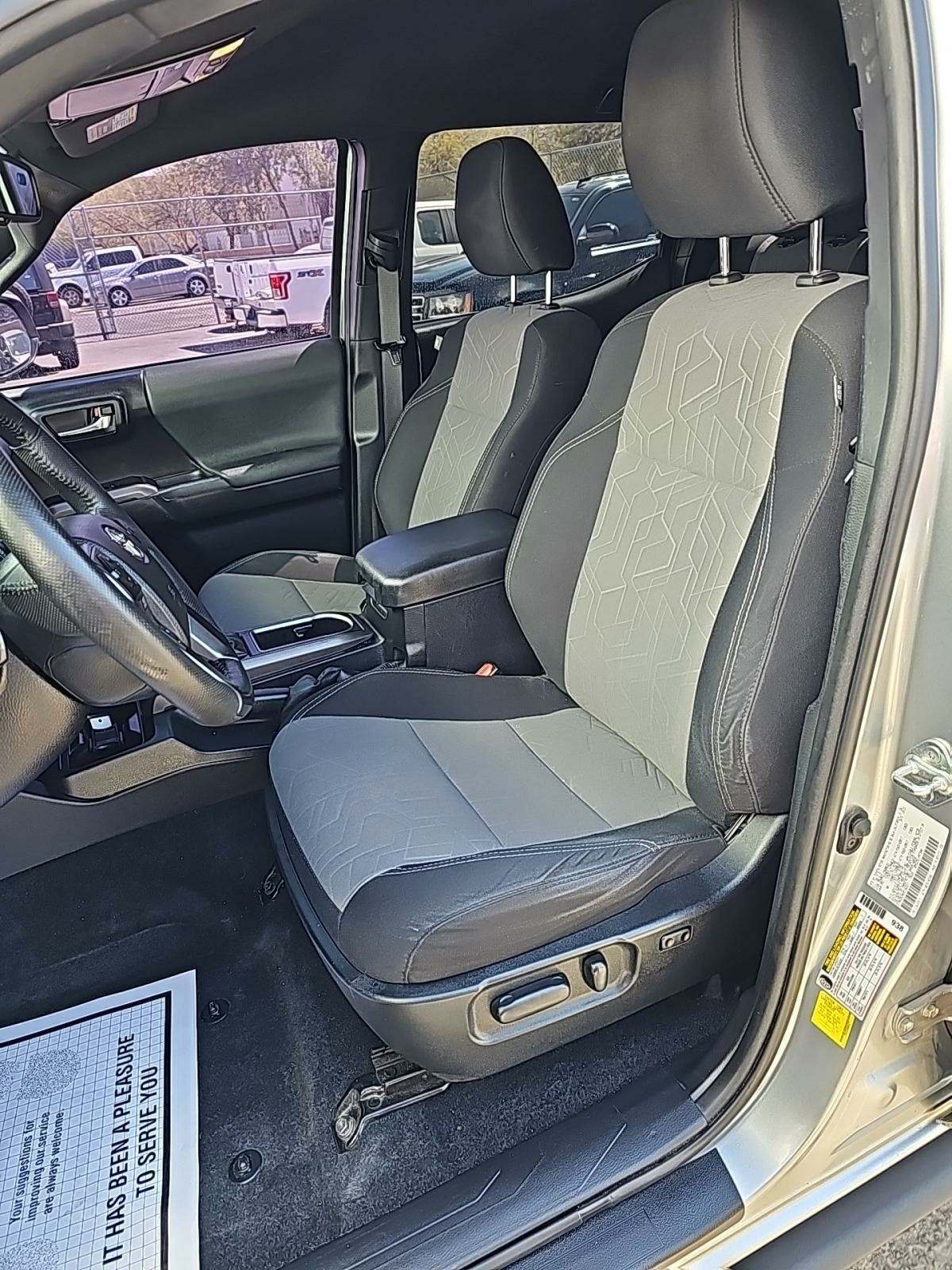 2022 Toyota Tacoma TRD Sport RWD