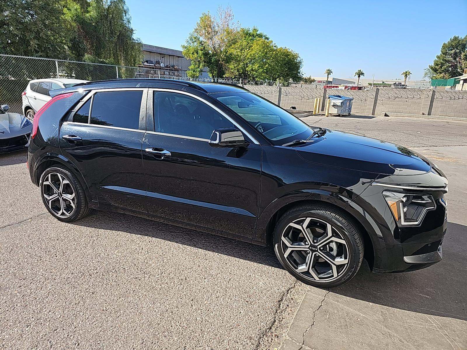 2023 Kia Niro PHEV SX Touring FWD