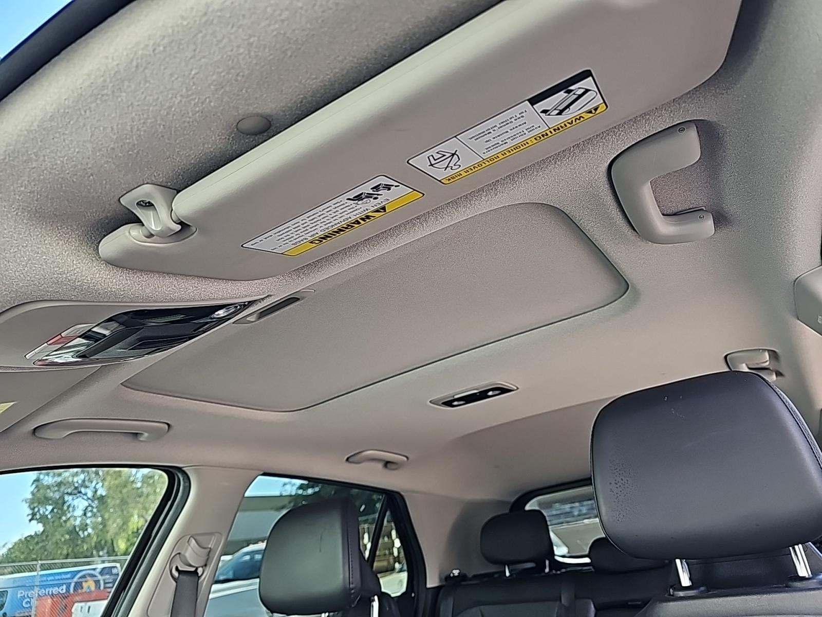 2023 Kia Niro PHEV SX Touring FWD