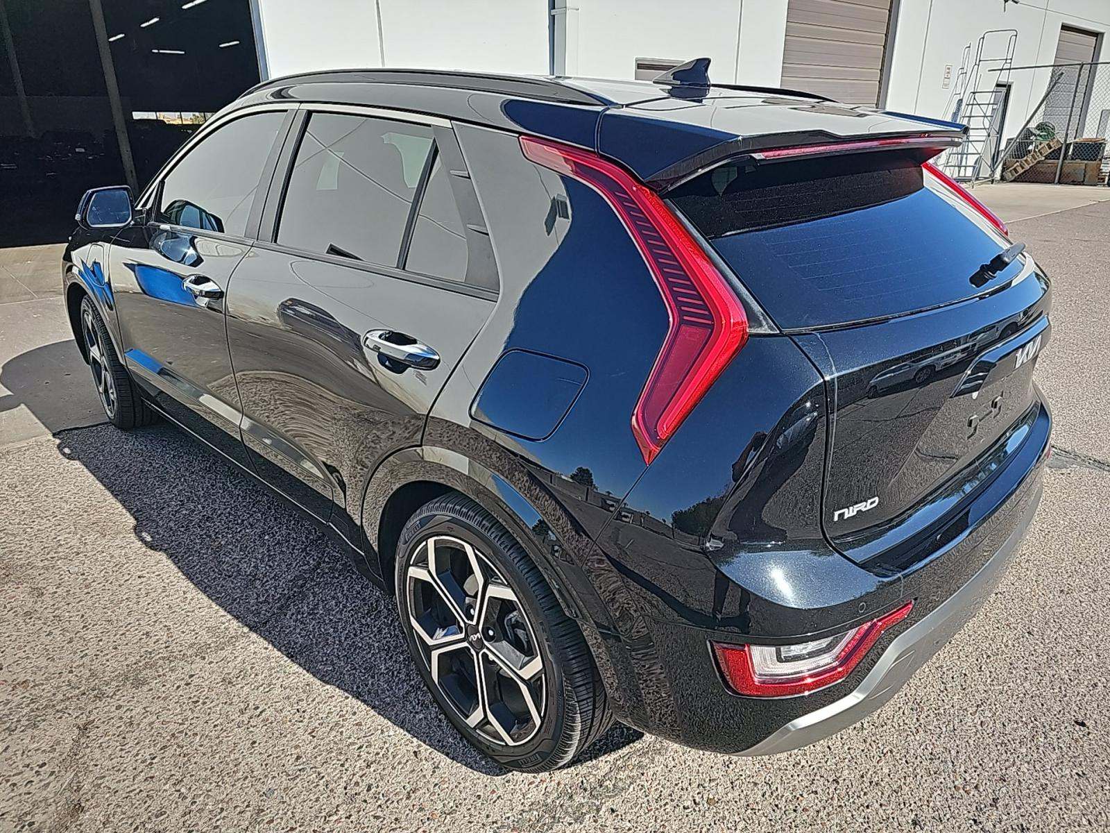 2023 Kia Niro PHEV SX Touring FWD