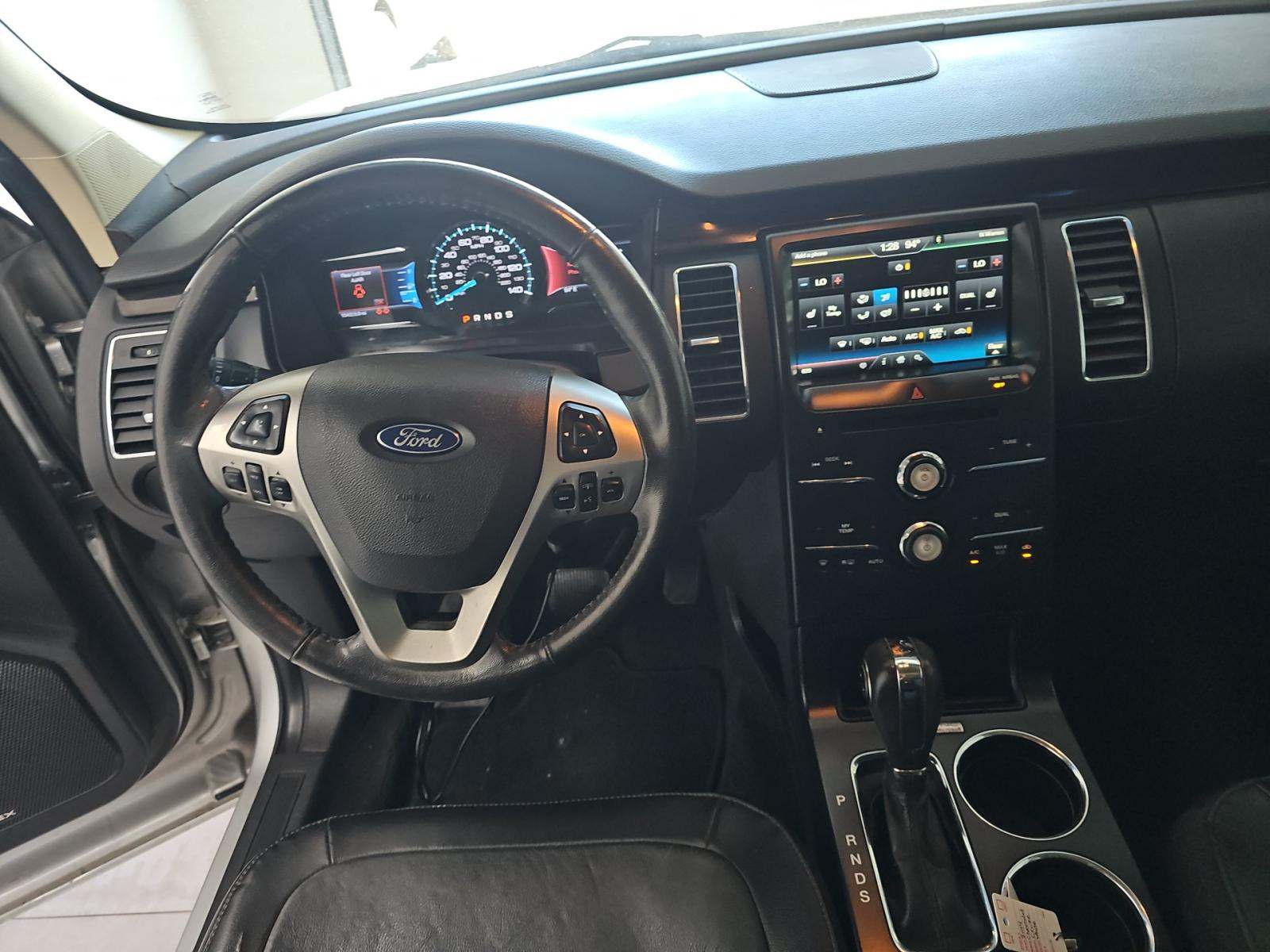 FORD FLEX - 10