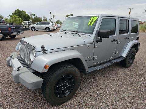 JEEP UNLIMITED SAHARA - 1