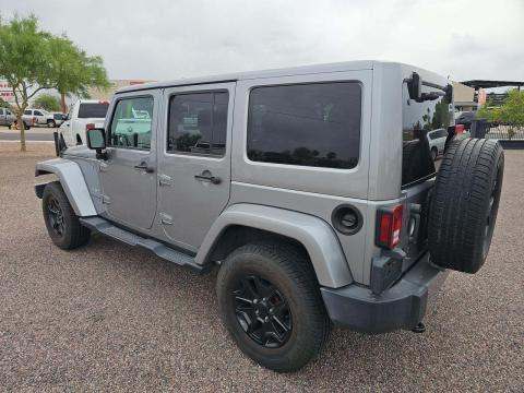 JEEP UNLIMITED SAHARA - 2