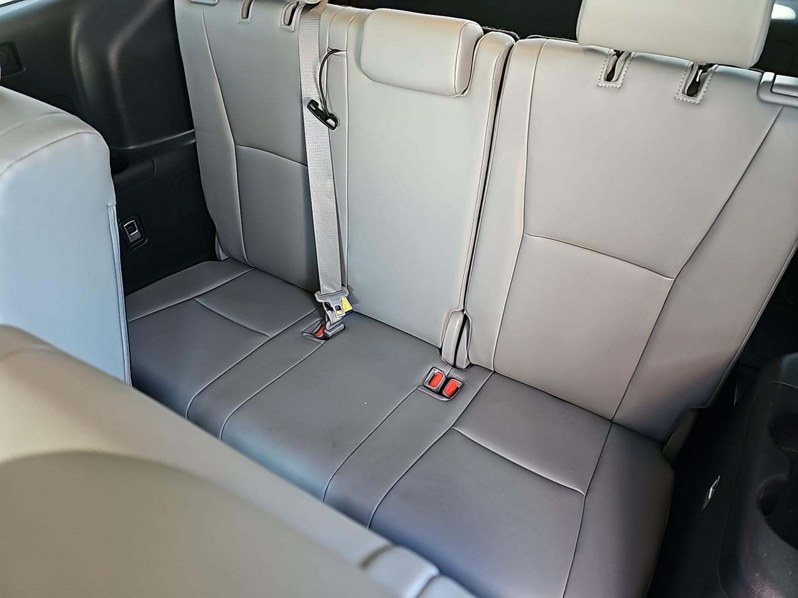 2020 Toyota Highlander XLE FWD