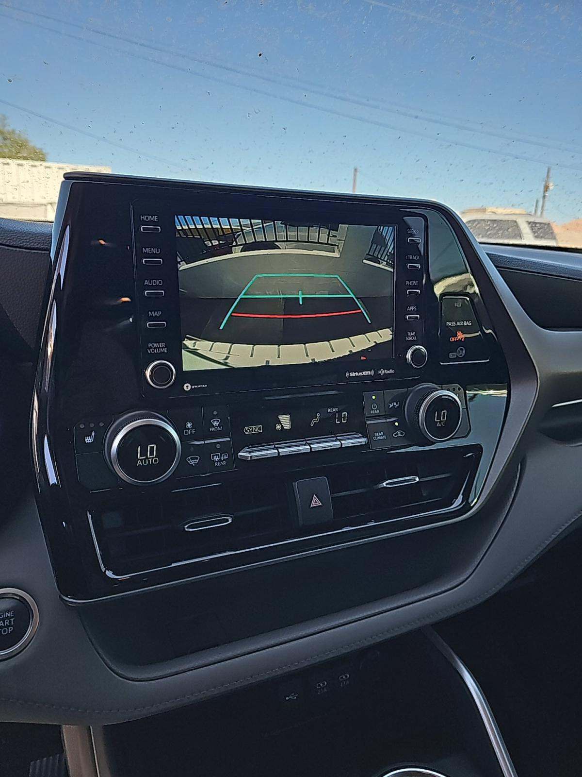 2020 Toyota Highlander XLE FWD